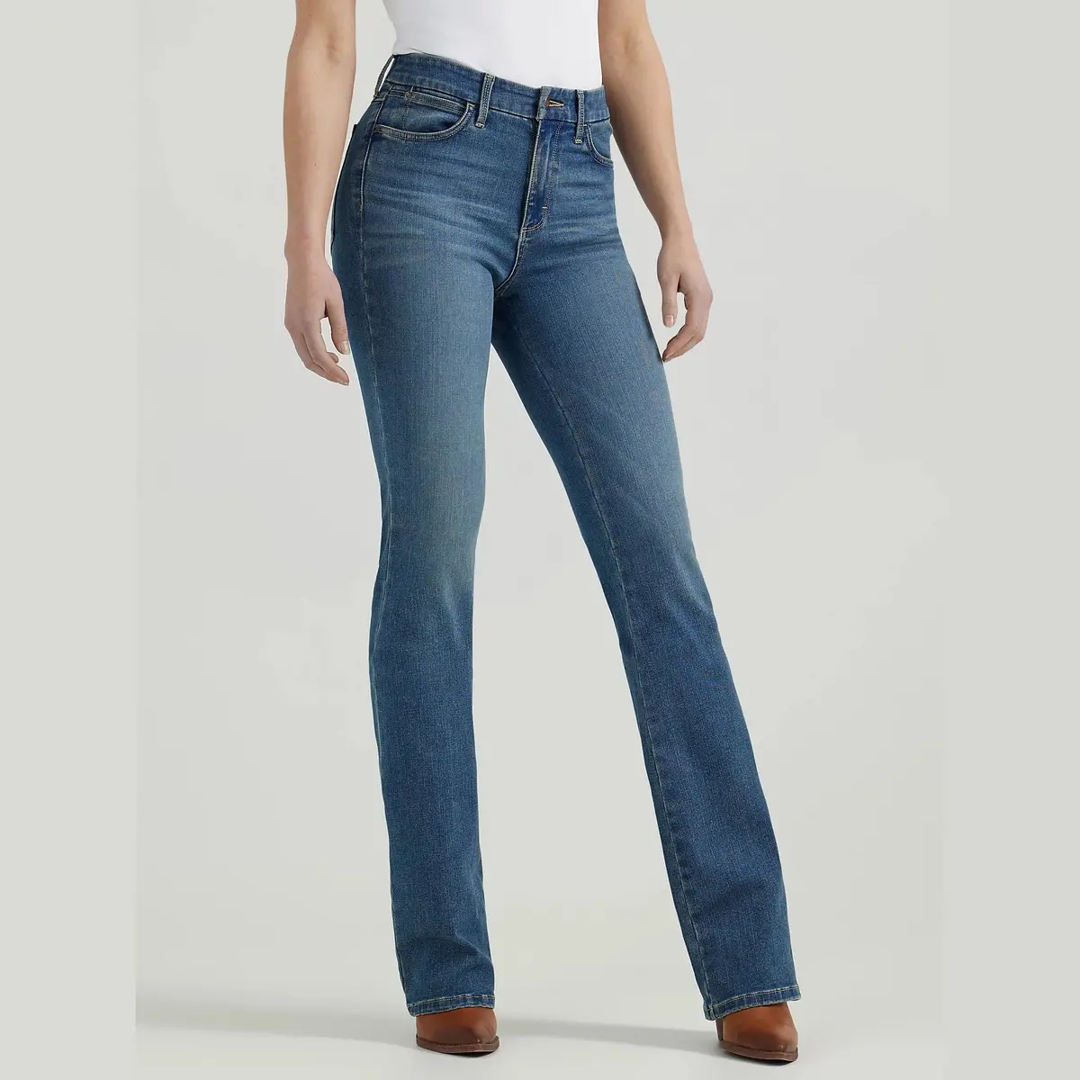 Wrangler Bespoke High Rise Bootcut Jean In Ada 1
