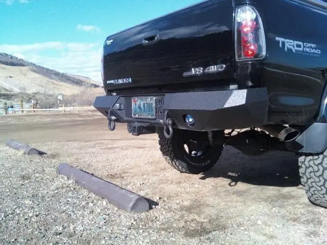 2003-2006 Toyota Tundra (Standard/Access Cab Only) Rear Bumper 2