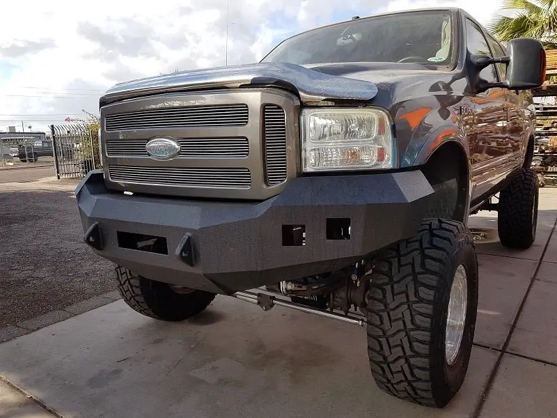 2005-2007 Ford Excursion Front Bumper 1