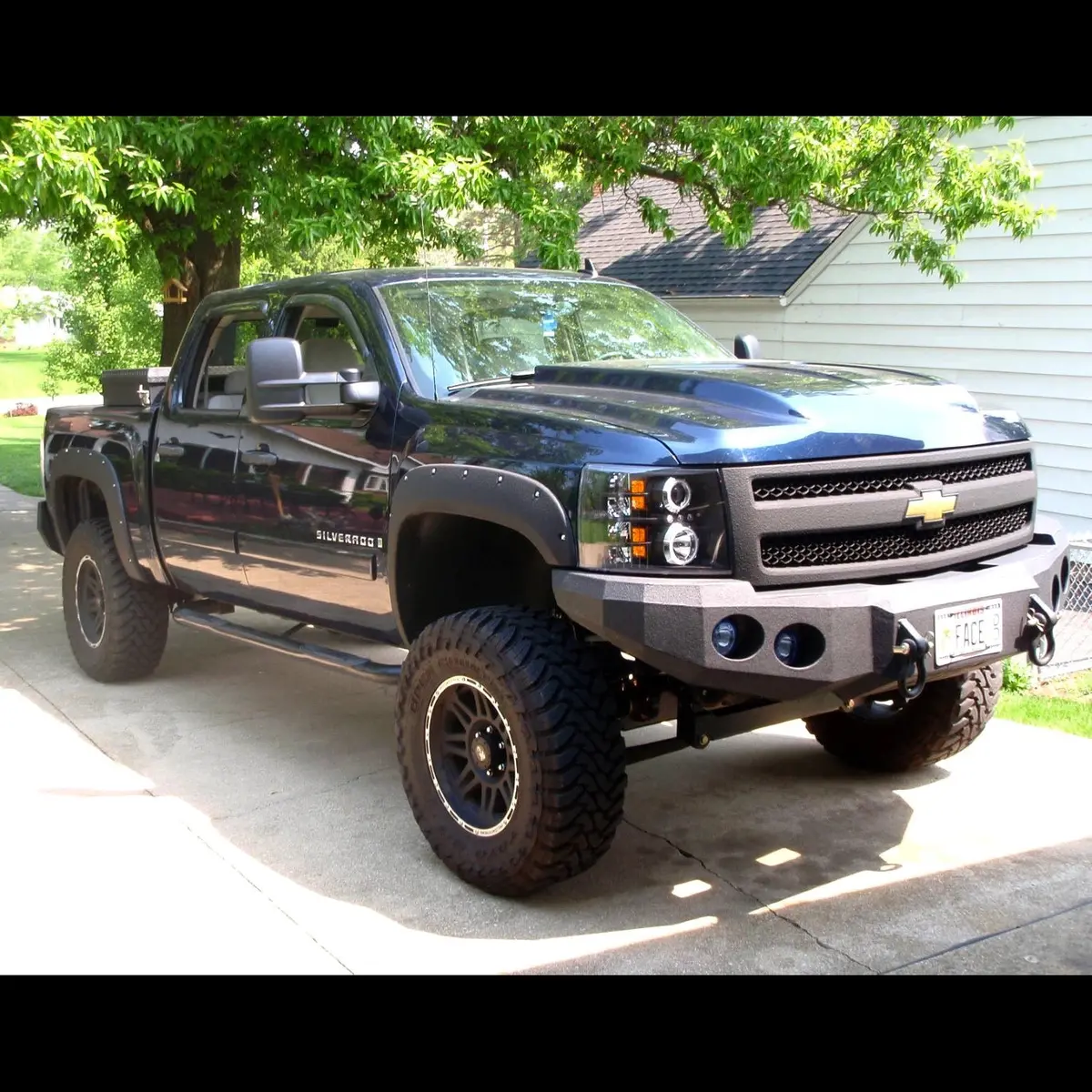 2007-2013 Chevrolet Silverado 1500 Front Bumper 1
