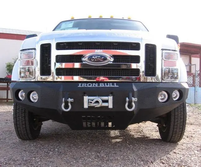 2008-2010 Ford F450/F550 Front Bumper With Fender Flare Adapters 1