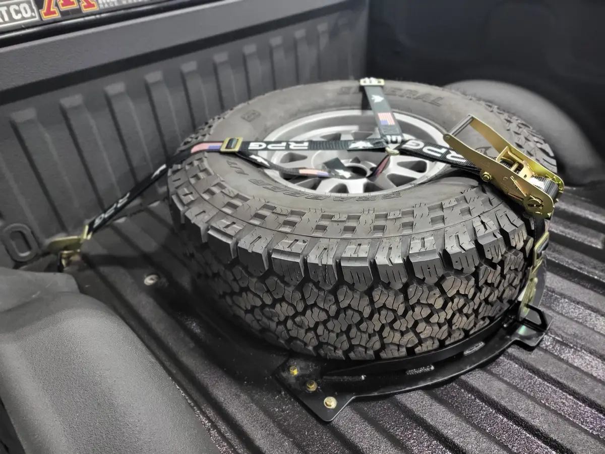 Gen 1 Raptor / Gen 11/12 F150 5.5 Bed Reversible Flat Tire Mount 1