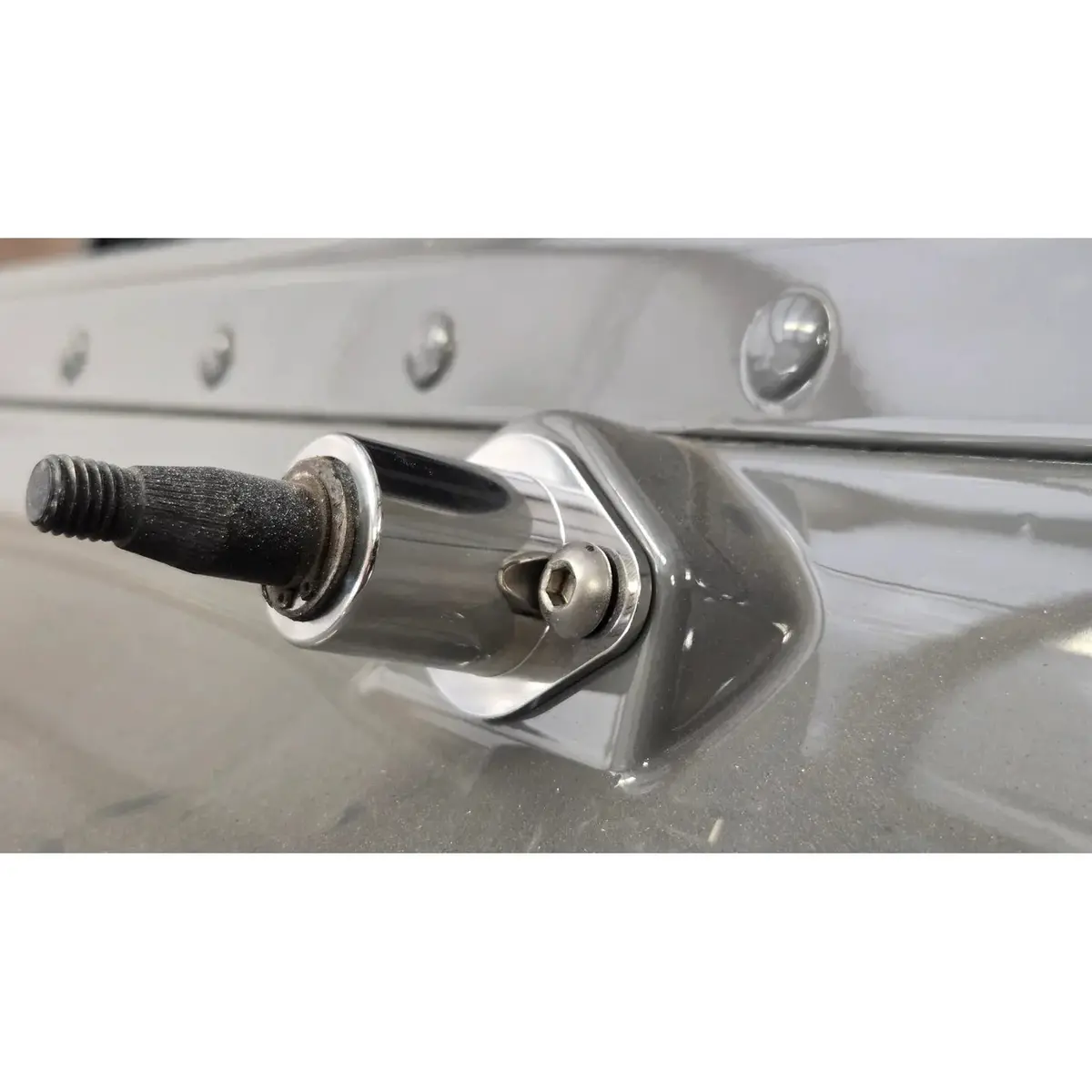 Gge 304 Stainless 379/389 Wiper Post Covers (Sold In Pairs) 1