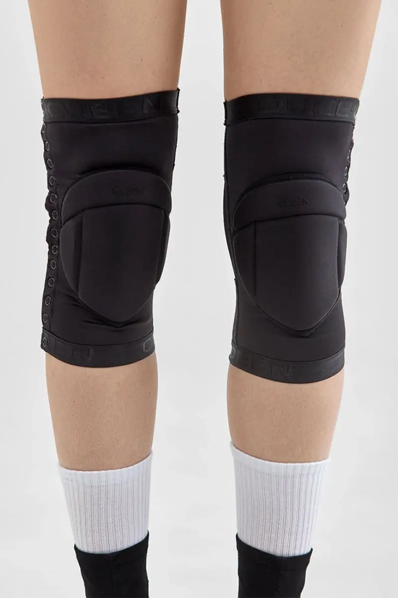 Queen Wear High Matter Knee Pads - Sleek Black 1