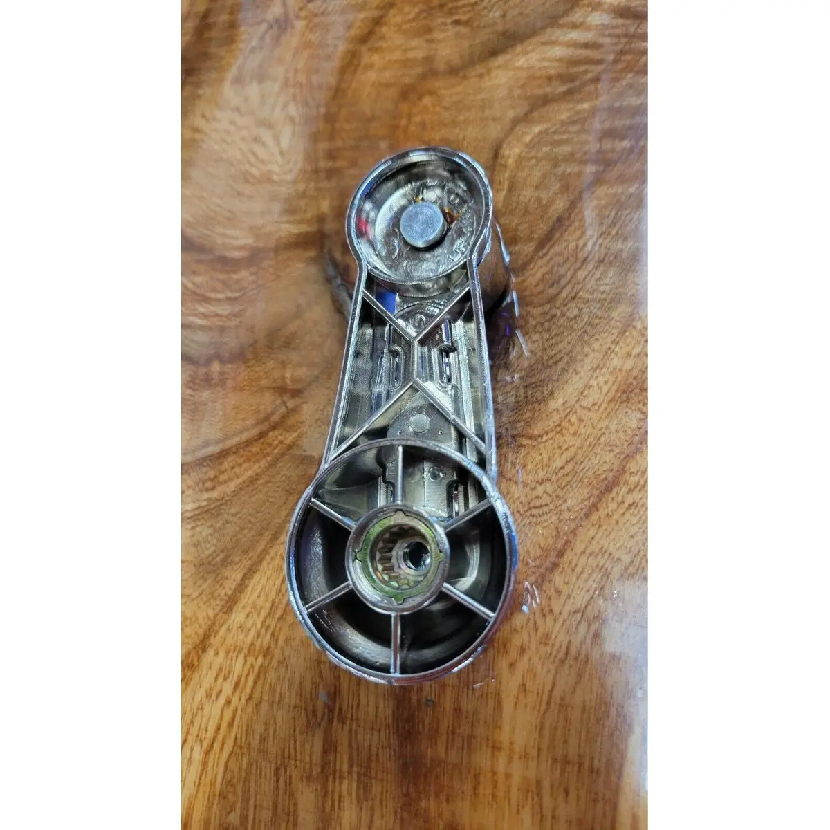 Up-41220 2006+ Peterbilt 379,389 Interior Window Crank Handle Chrome Plastic New Up-41220 2