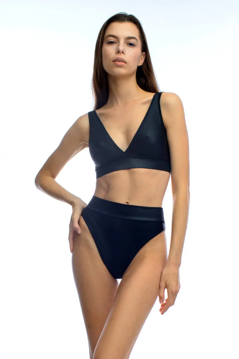 Shark Polewear Penelope Top - Obsidian 1