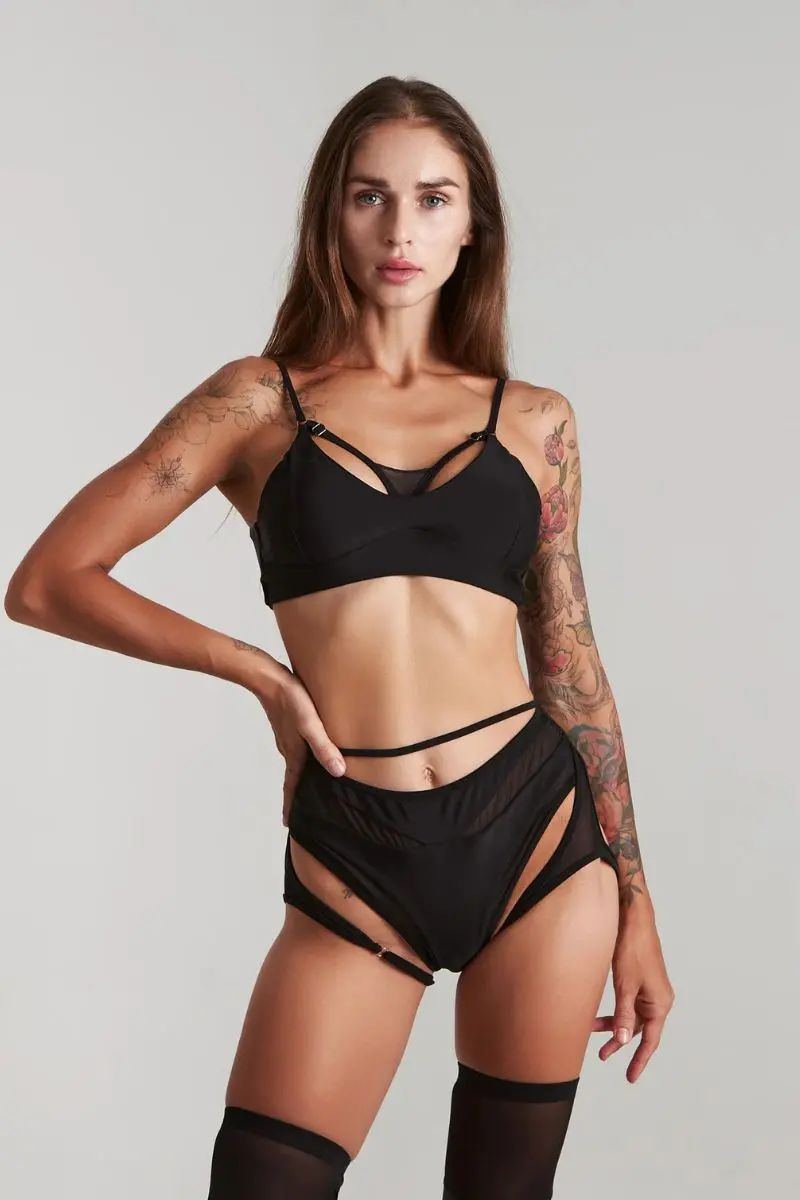 Harna Fierce Top - Black 1