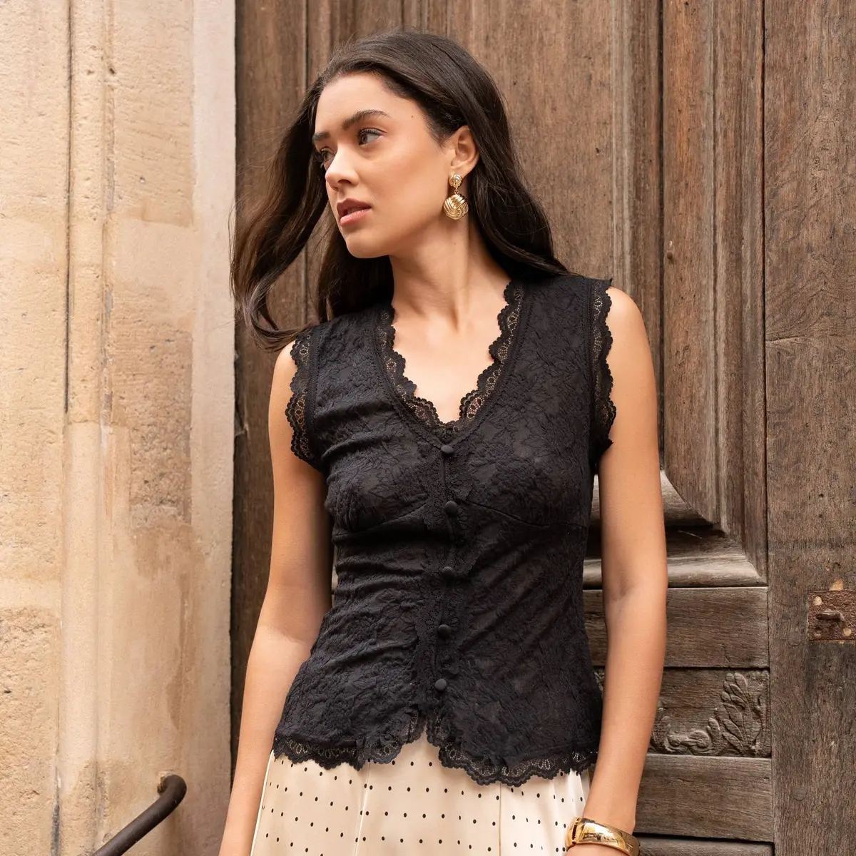 Lace Sleeveless V Neck Top In Black 1