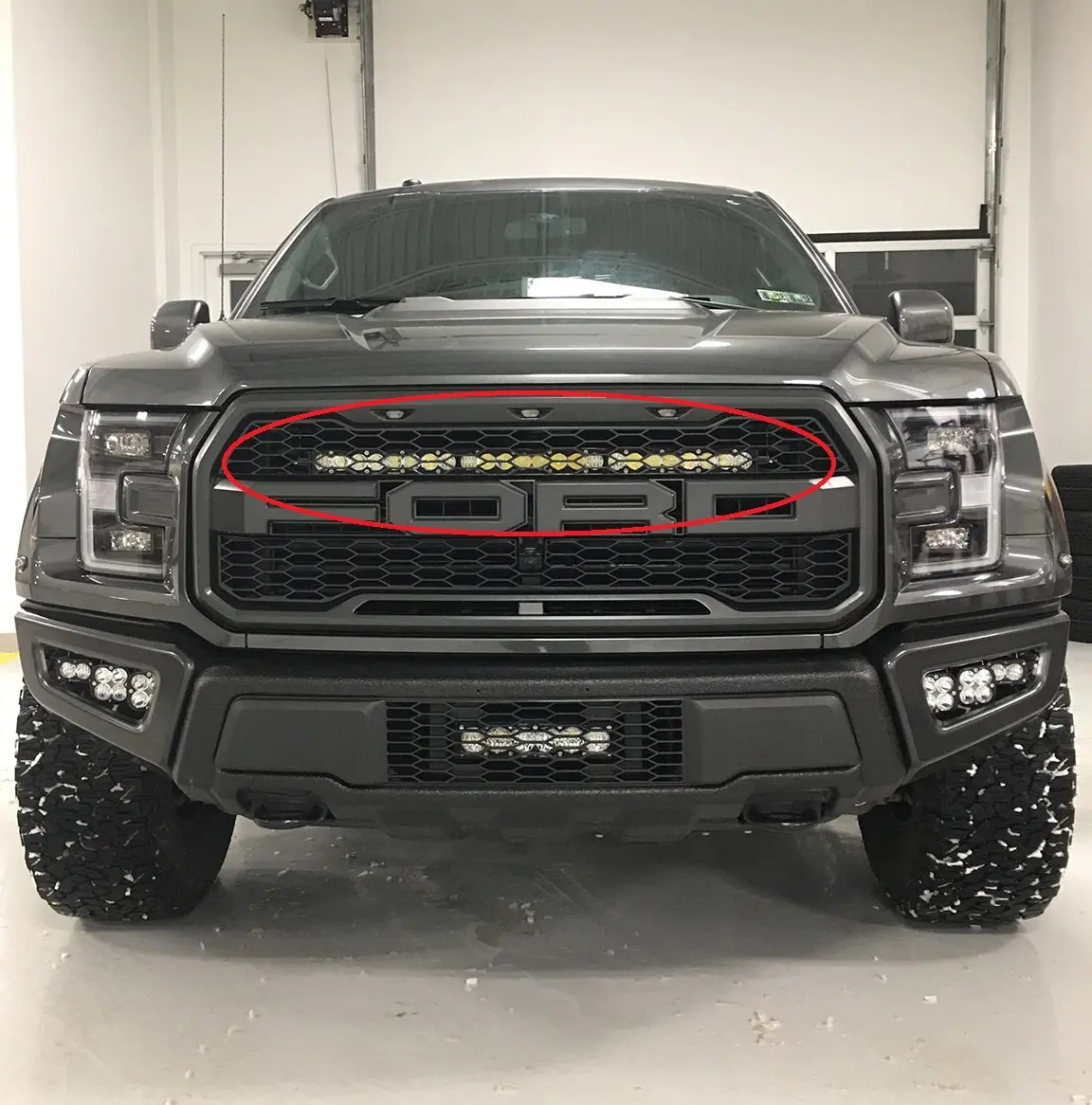 Ford, Raptor 2017-18 30" S8 Grille Led Light Bar Kit 1