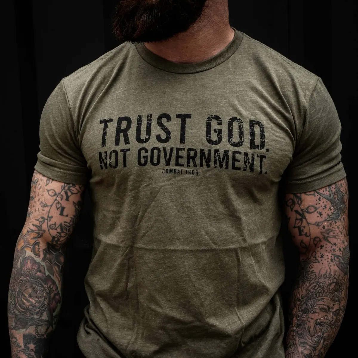 Trust God. Not Government. Men's T-Shirt 16