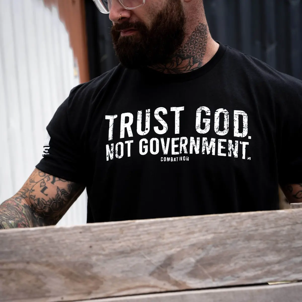 Trust God. Not Government. Men's T-Shirt 11