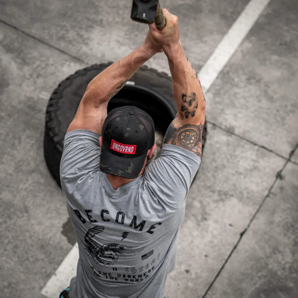 Become A Threat To The Darkness Men's T-Shirt 16