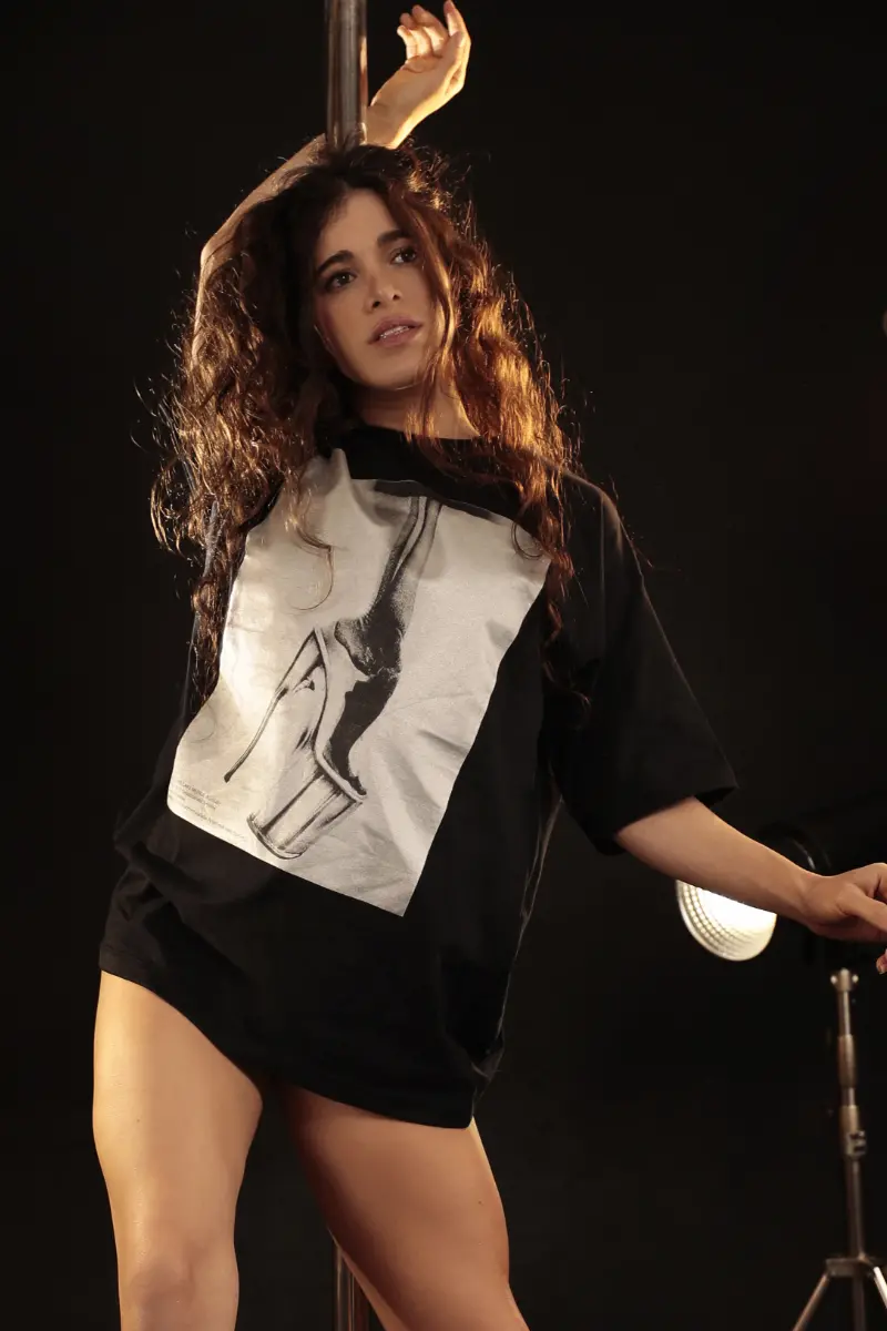 Rolling Oversized Edge T-Shirt - Black 1