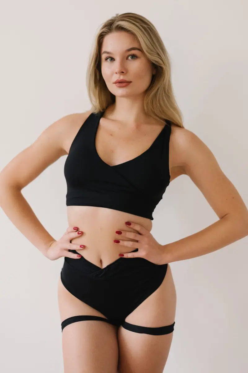 Movs Wear Grace Top - Black 1