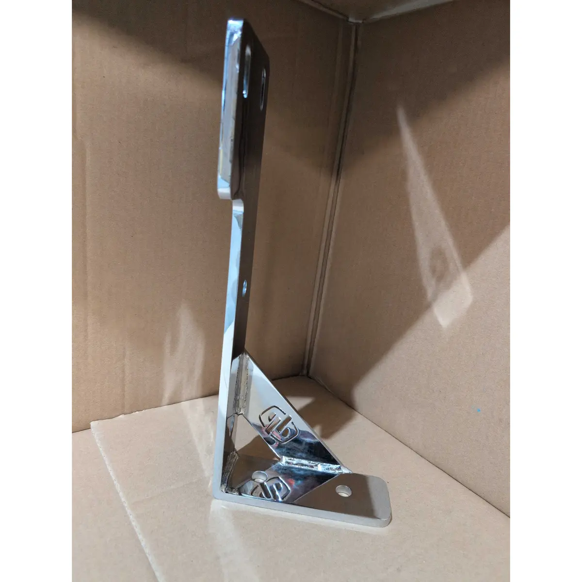 #100Kw-W9fbktcp 100 Series | W900l L-Drop Frame Bracket | Chrome 1