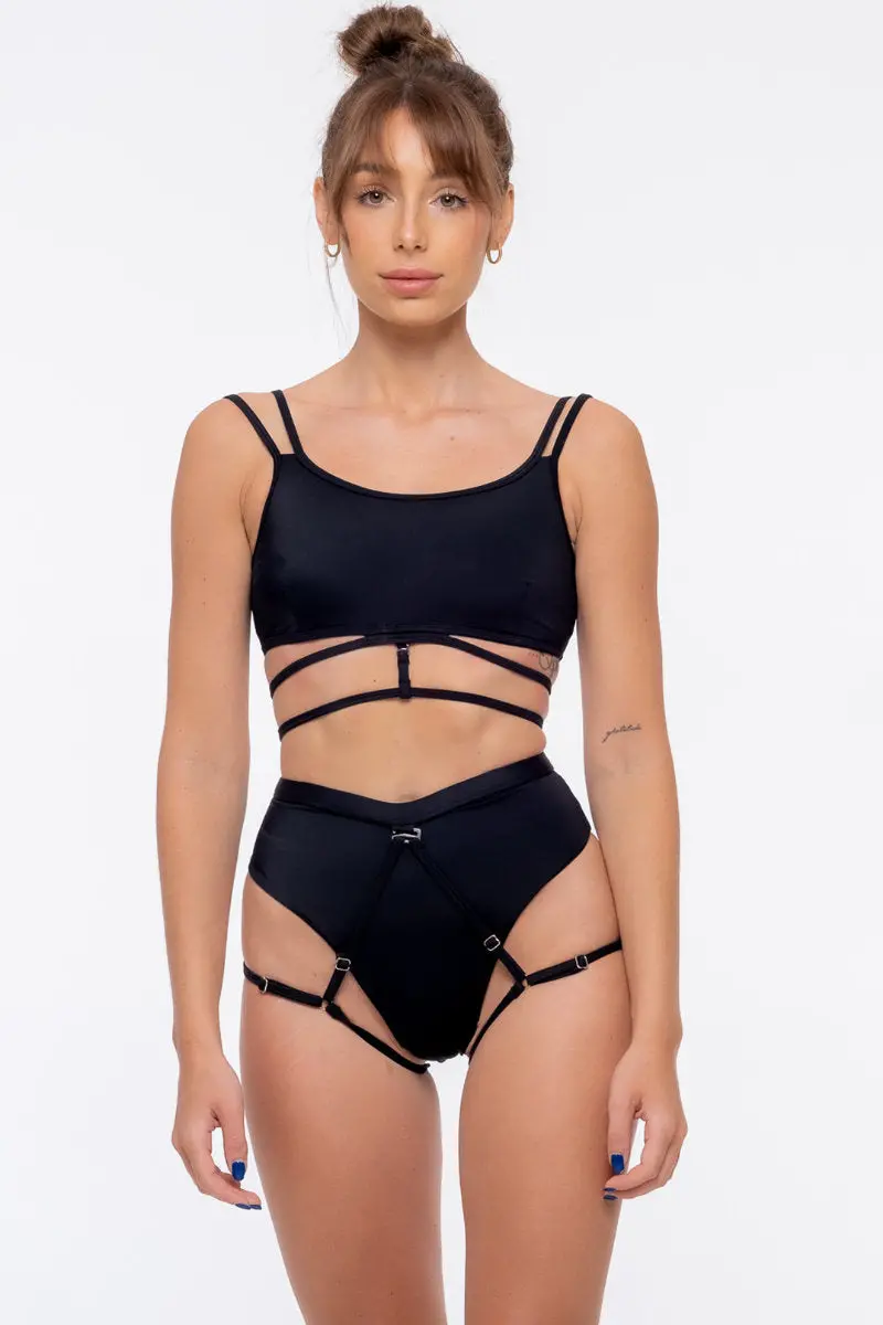 Nona Perkasa Moonflower Top - Black 1