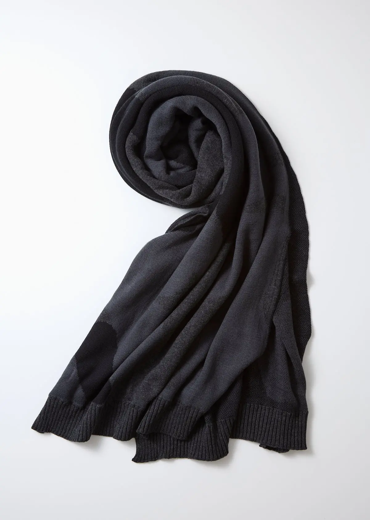 Rototo - Duck Camo Scarf - Charcoal 1