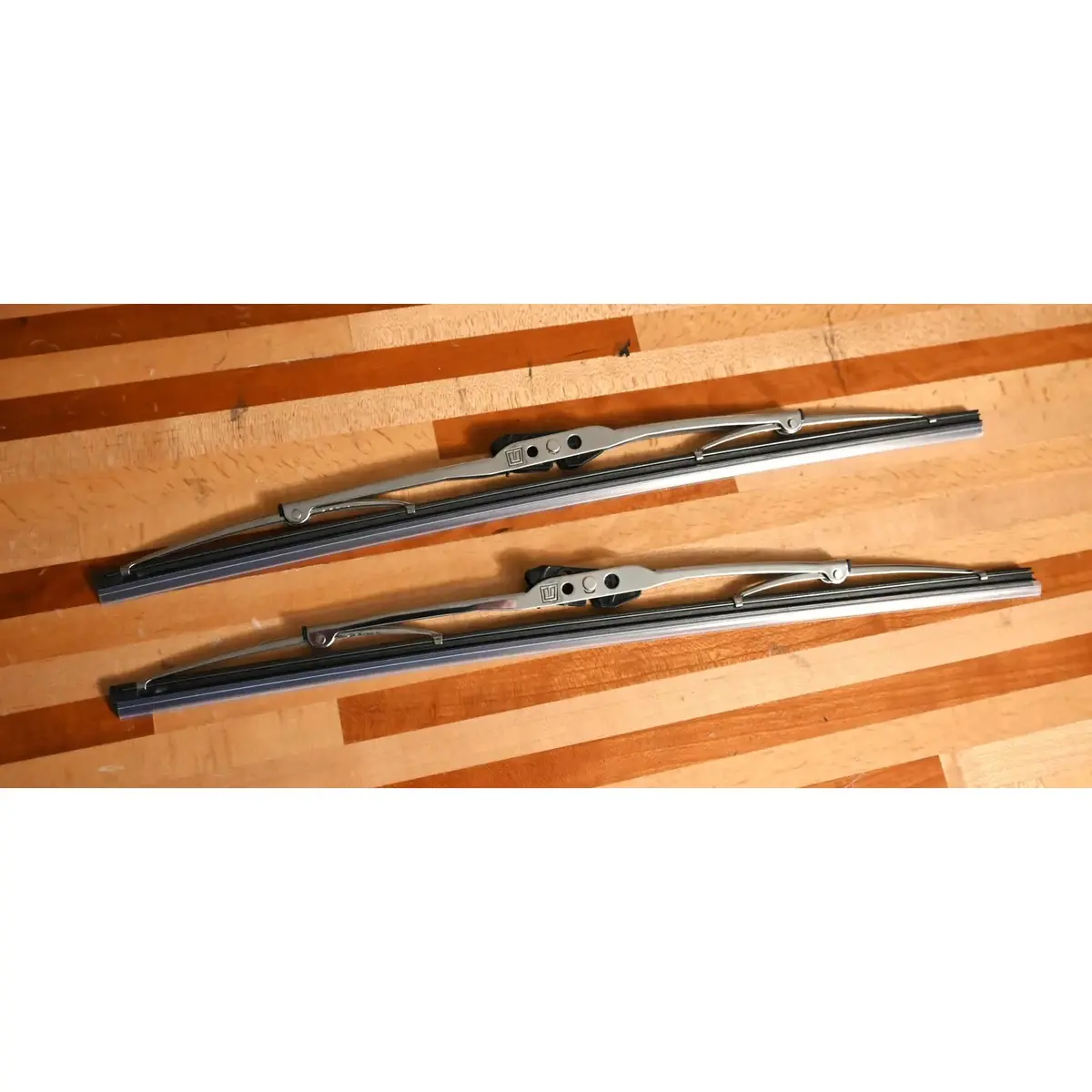 Gge 304 Stainless Wiper Blades (Choose Size) For Peterbilt And Kenworth 1