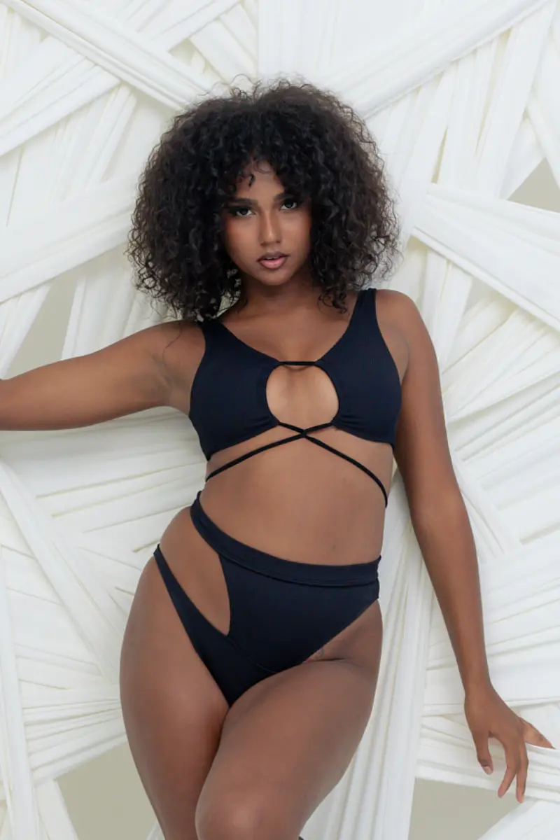 Hotcakes Savanna Top - Black 1