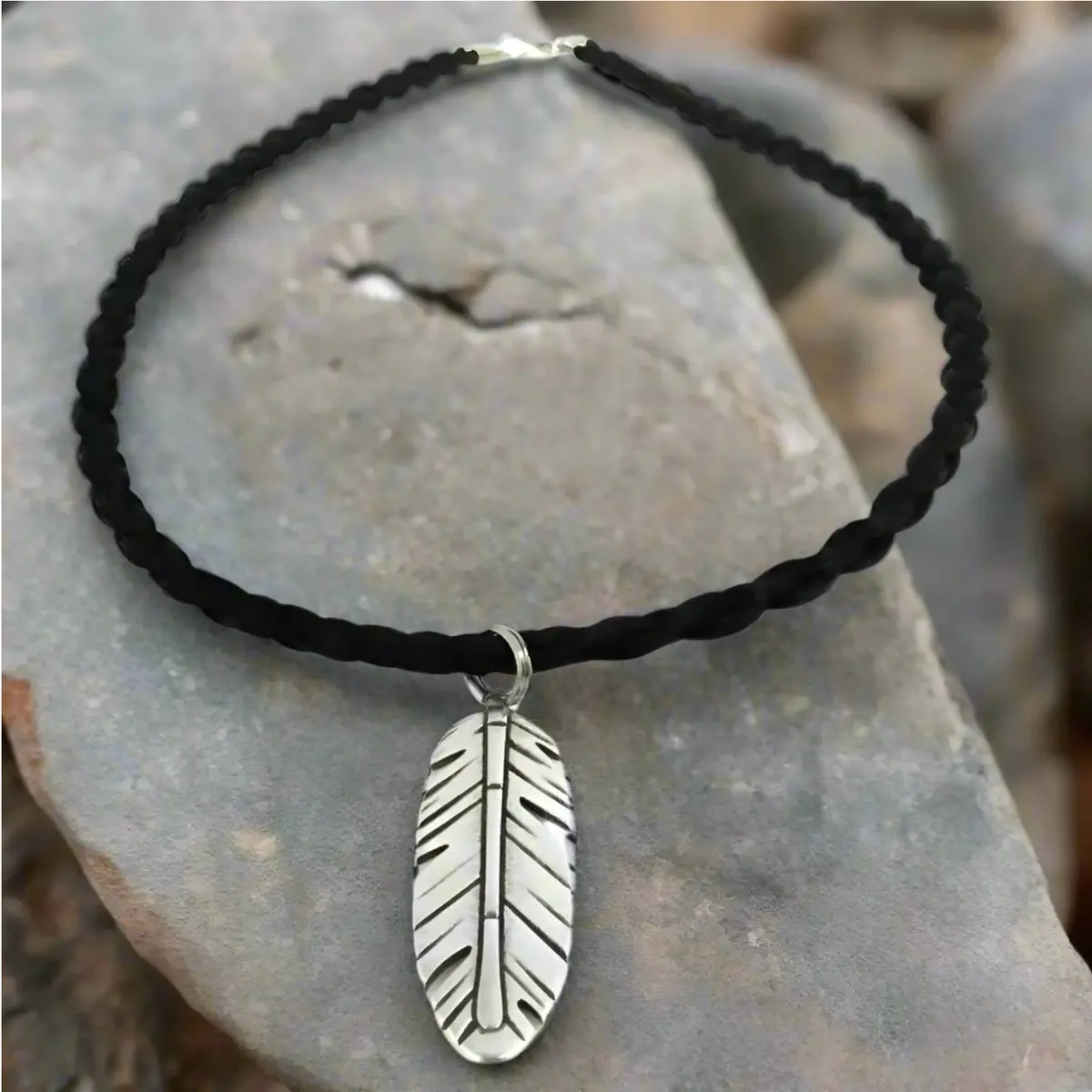 Spirit's Messenger Horsehair Necklace With Feather 1