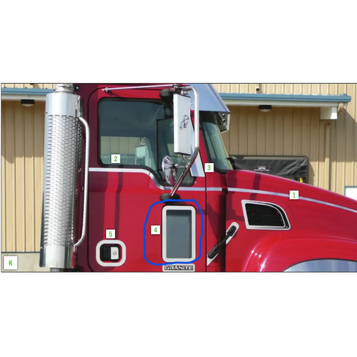#Rw-80110 Mack Granite Cv713 02-07 View Window Trim (On Glass) 1
