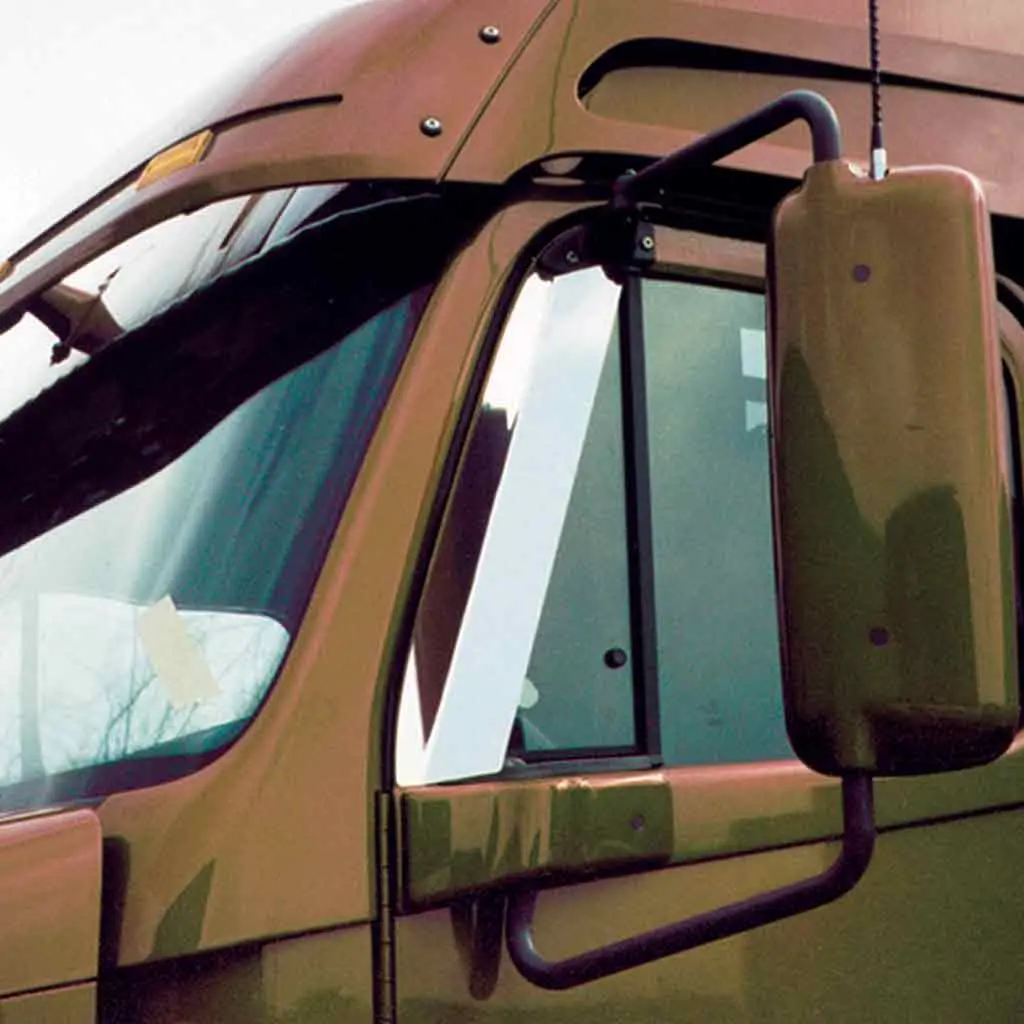 Tf-1405 Freightliner - Col/Cc - Door Window Deflector 1