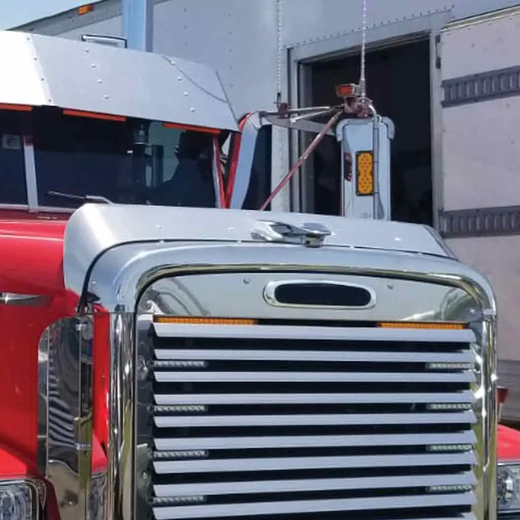 Thod-Flcl Freightliner - Classic - Hoodshield Bug Deflector 1