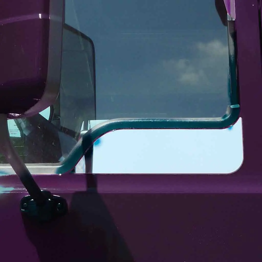 Tm-1440 Mack Anthem Door Window Trims (2018+) 1