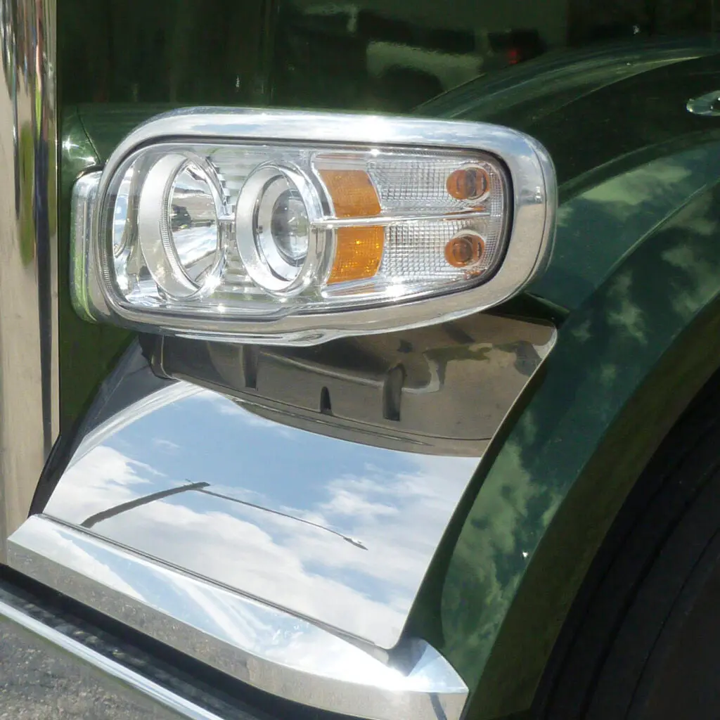 Tp-1229 Peterbilt 567 Heritage Fender Guard (2016+) 1
