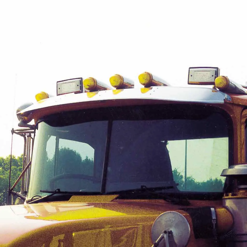 Tsun-M2 Mack R Series 7.5″ Sunvisor (1994+) 1