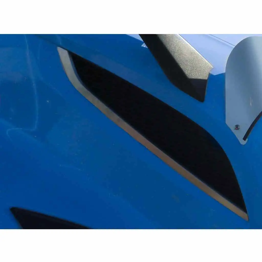 Tv-1113 Volvo Air Intake Grille Trims (2018+) 1