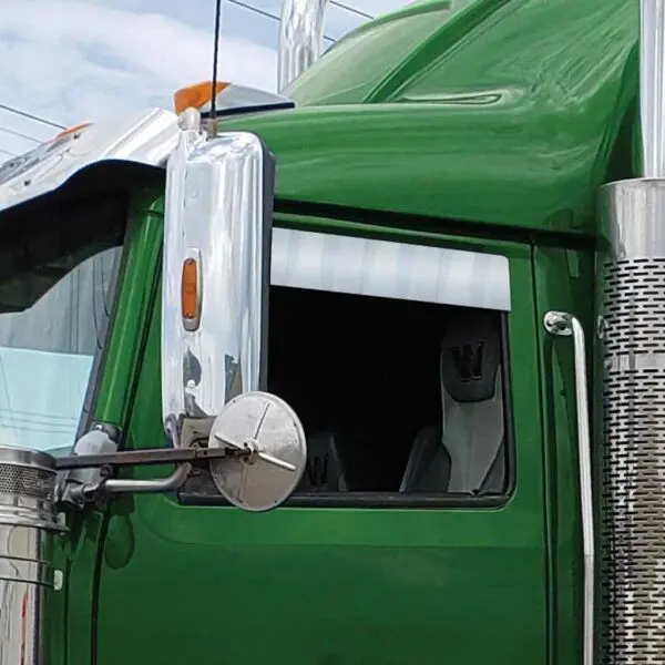 Tw-1407 Western Star 5″ Window Chop Top (1998+) – Cab Mounted Mirrors 1