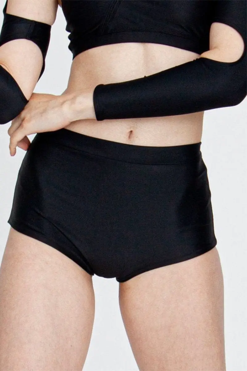 Fanna Basic Shorts - Black 1