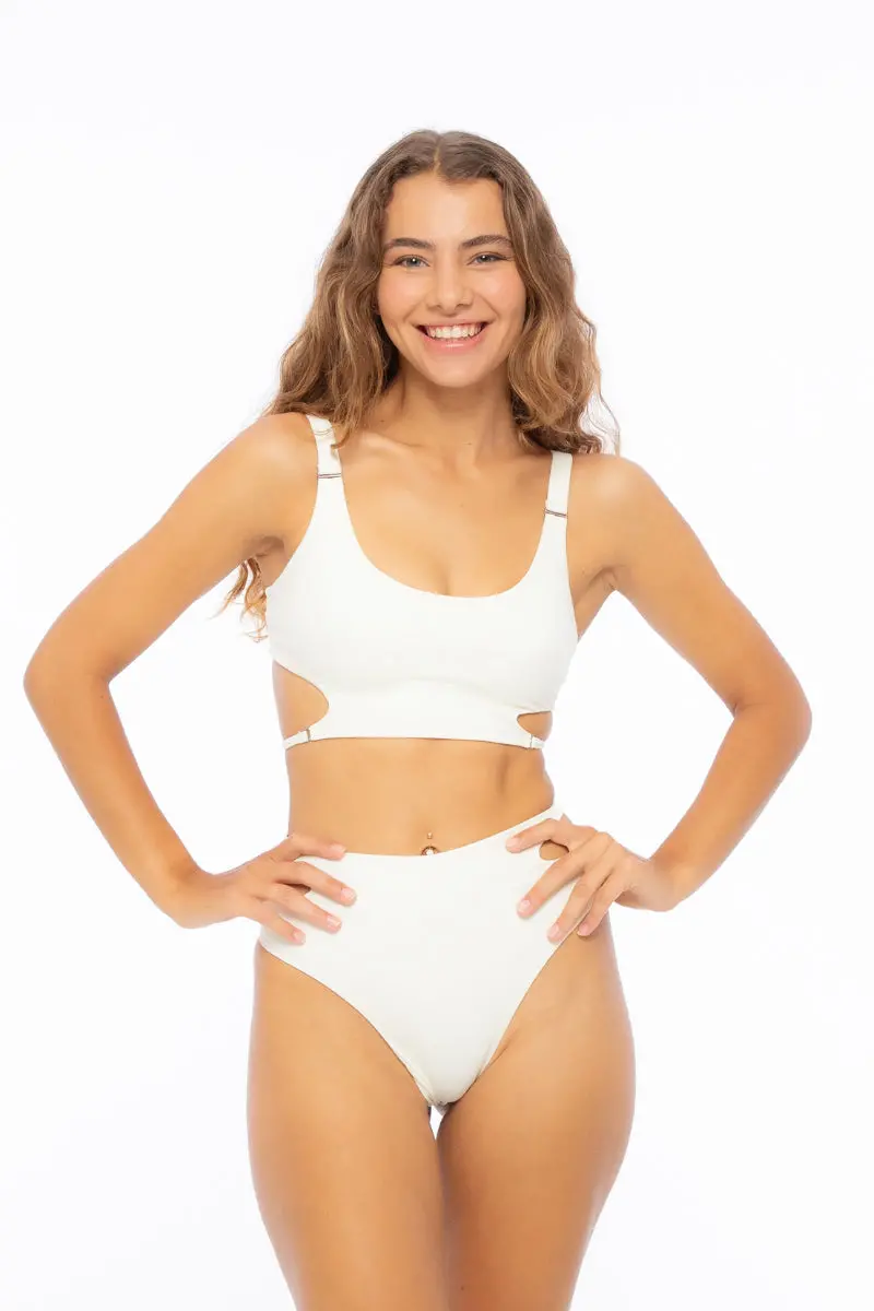 Nona Perkasa Gladiolus Top - Ivory 1