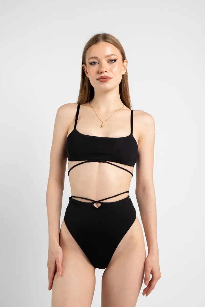 Rev Activ Sassy Top - Black 1