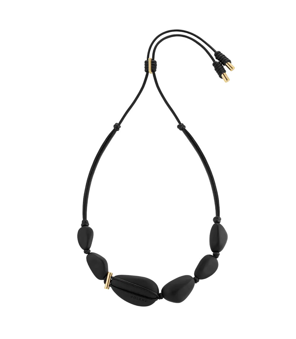 Téré Necklace - Black Marble 1