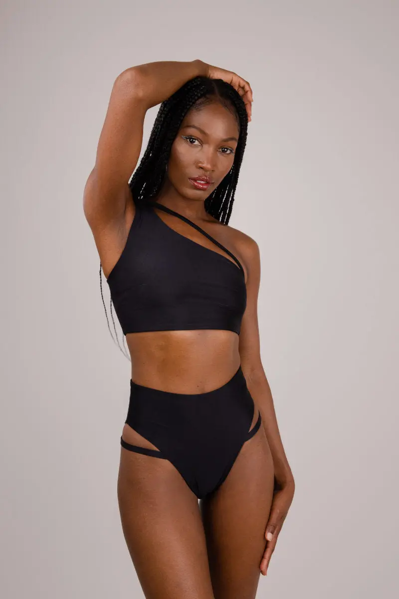 Fanna Flow Shorts - Black 1