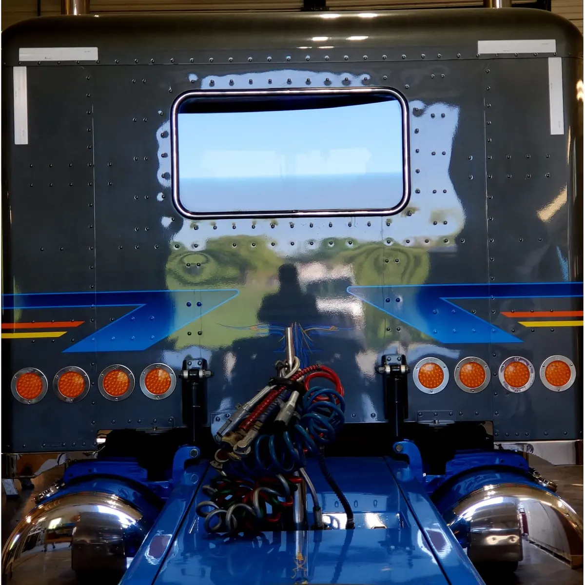 Pft-Rw-Bg Rear Window Peterbilt Bus Glass 20"X37" (Replaces Oem# 20490Aa) (Includes Rubber/Chrome Lock Ring) 1