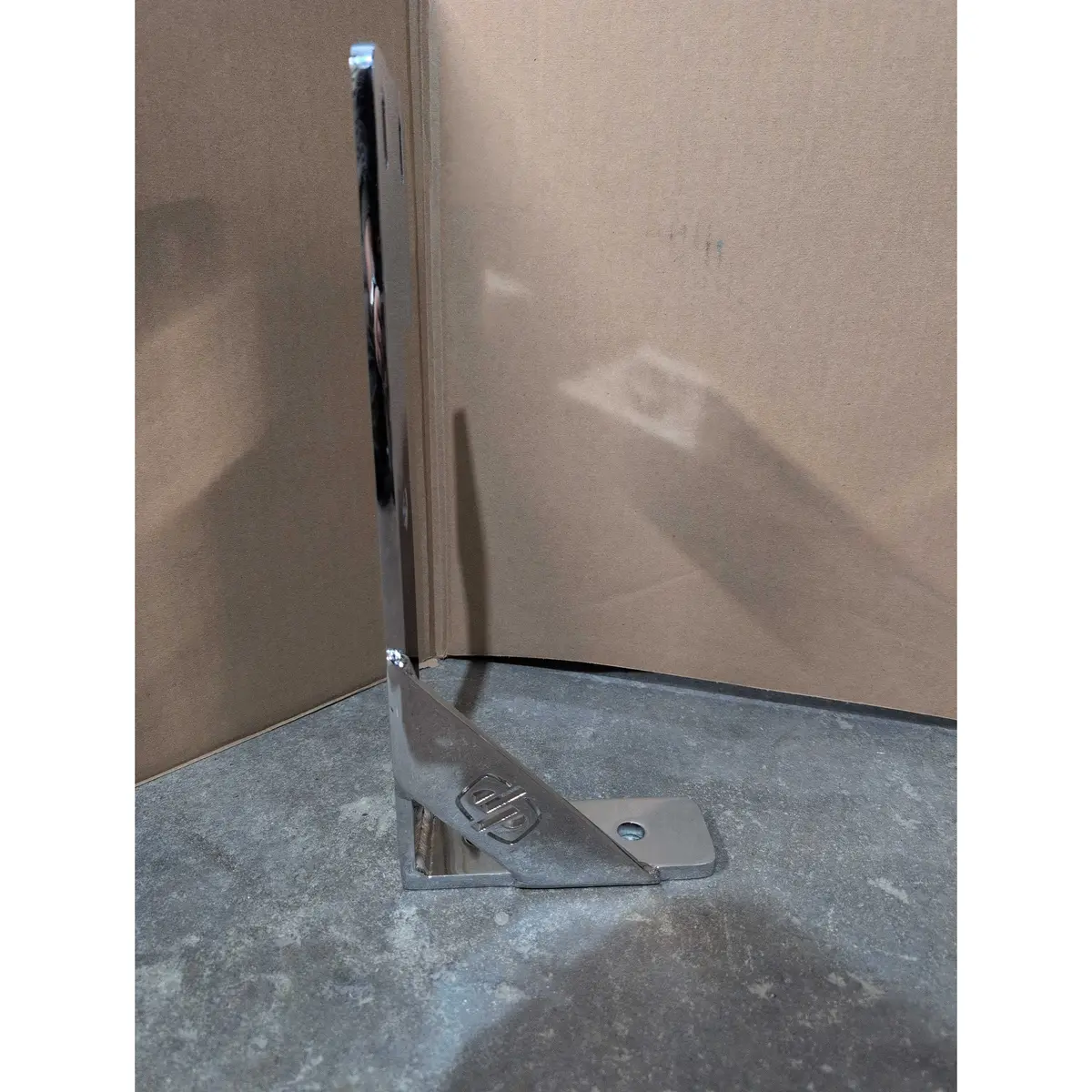 Dp-100Kw-W9arfbktcp Kw| W900a | Frame Bracket Right Chrome 1
